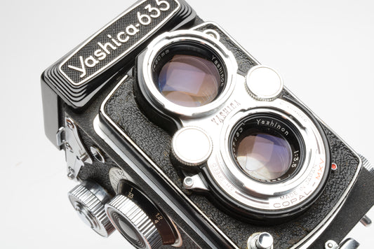 Yahica 635 TLR w/Yashinon 80mm f3.5, tested, accurate, clean