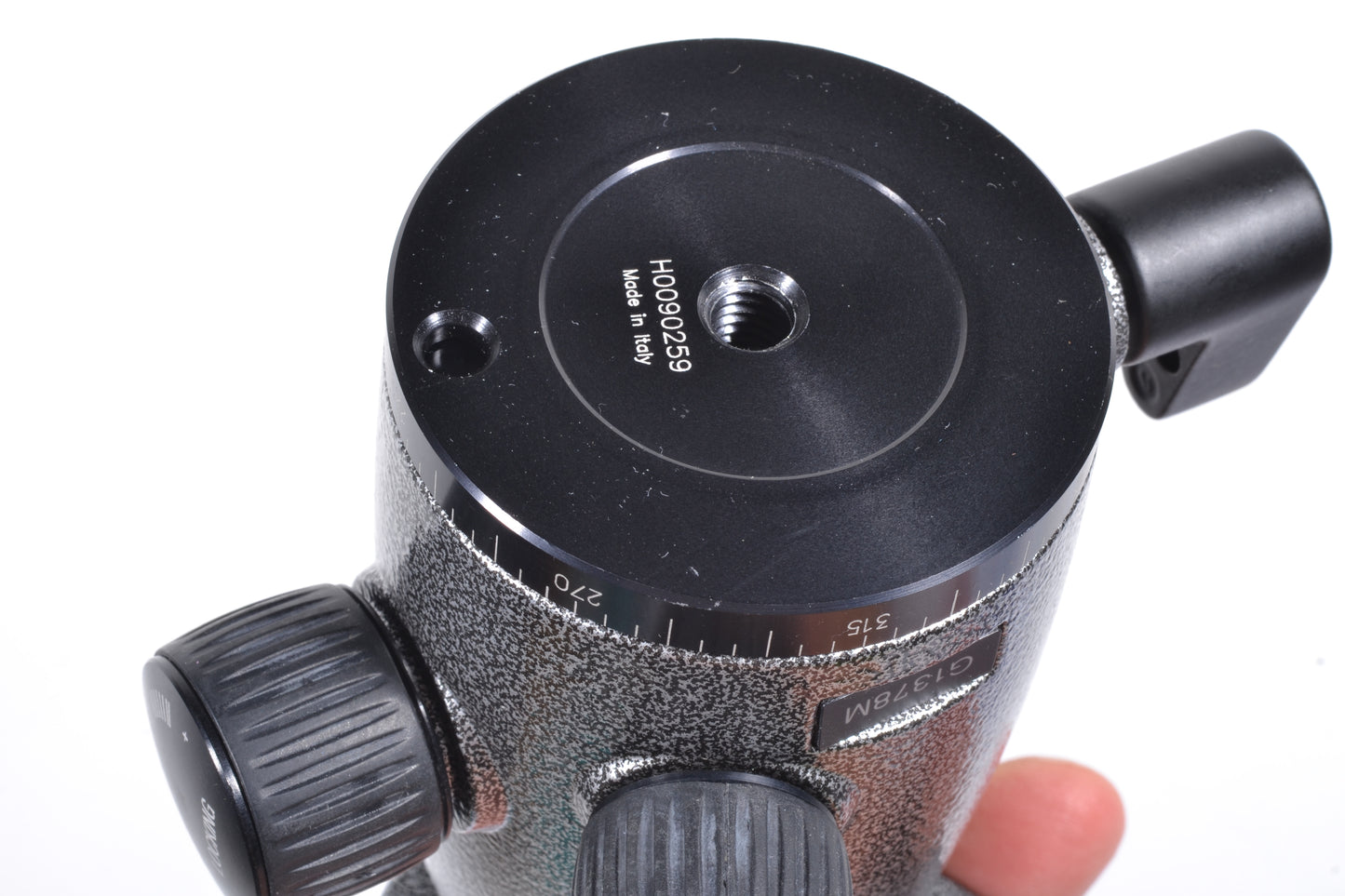 Gitzo G1378M Magnesium Ball Head w/QR plate, Mint-