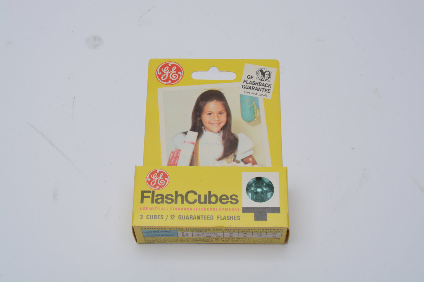 Bundle of 12 3-Cube GE Flash Cubes packs in original boxes (Total 36 cubes-144 flashes)