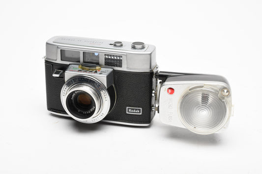 Kodak Automatic 35 camera, case, flash, Display, Vintage