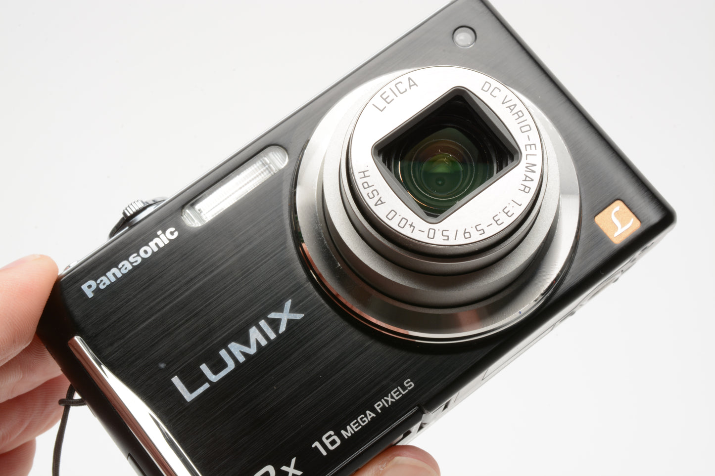 Panasonic Lumix DMC-FH24 16MP Digital Point&Shoot w/Leica lens, tested, great