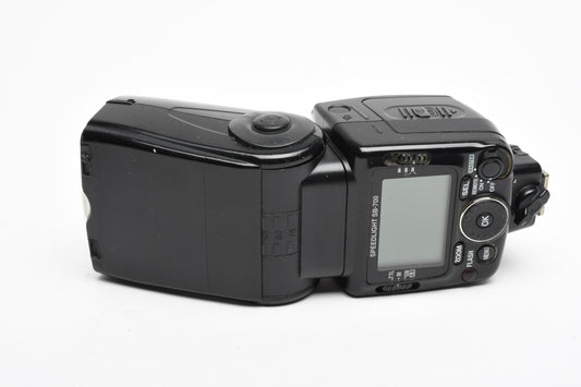 Nikon SB-700 Speedlight flash, well used, works great, bargain