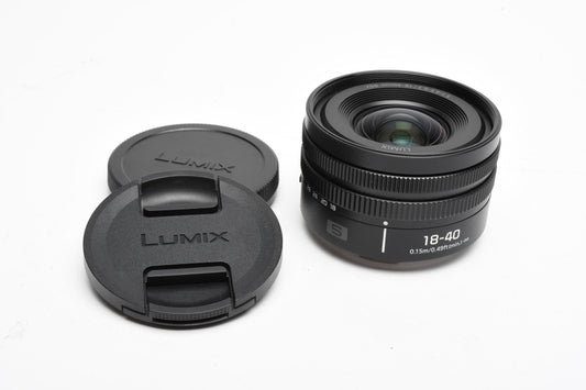 Panasonic Lumix S 18-40mm f4.5-6.3 Lens L-Mount lens S-R1840 Mint-