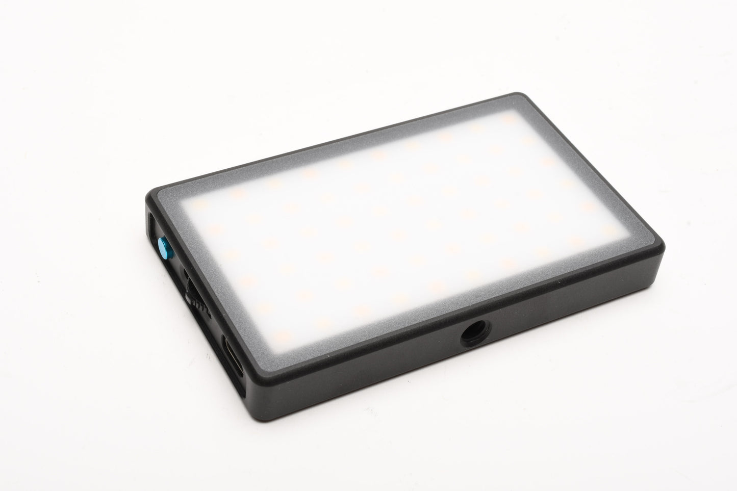 Lumecube LCPanelmini1 video light w/Ball head, Diffuser, Great, Tested