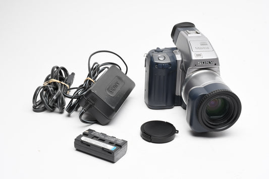 Sony Mavica MVC-CD1000 w/batt+charger, tested, Great!
