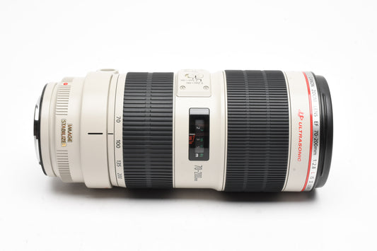 Canon EF 70-200mm f2.8L IS II USM zoom lens, hood, collar, case, UV, Mint-