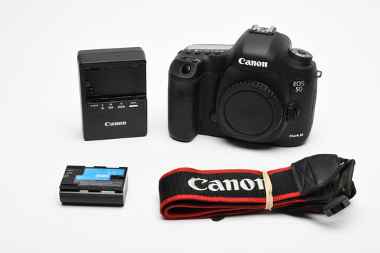 Canon EOS 5D Mark III 22.3MP DSLR body, batt, charger, Only 3076 Acts!