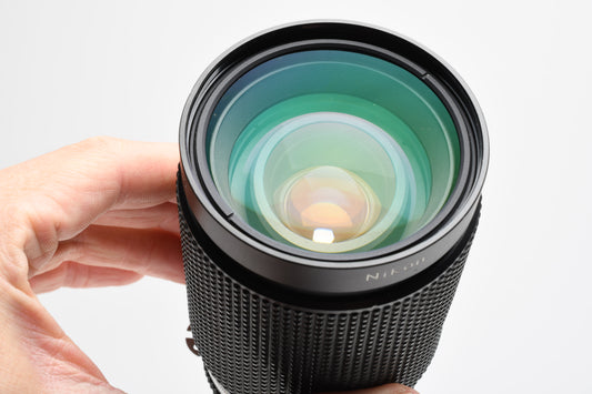 Nikon Nikkor MF 35-135mm f3.5-4.5 AIS macro zoom lens, Good & Versatile