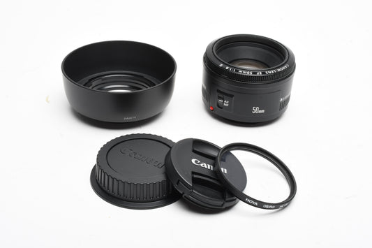 Canon EF 50mm f1.8 II prime lens, caps, hood, UV filter, Great