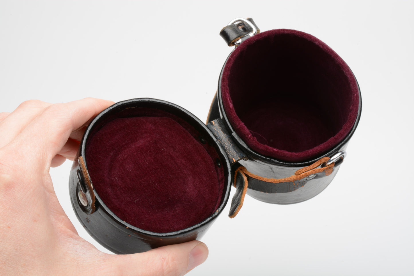 Nikon CL-8 Black Leather hard lens case ~5" tall x 3" wide