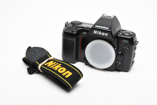 Nikon N8008 35mm SLR Body, cap, strap, tested, Great!