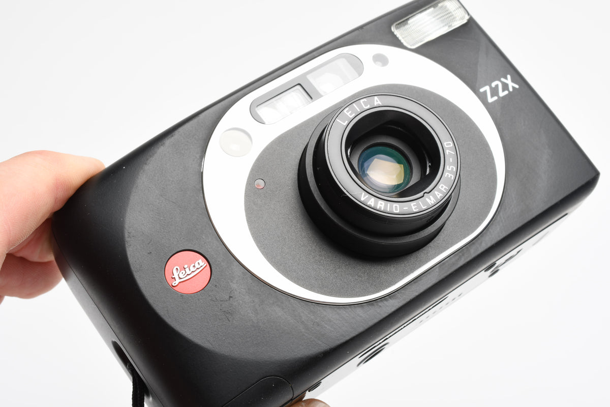 Leica Z2X Black 35mm Point&Shoot camera w/35-70mm Zoom, Tested, Great!