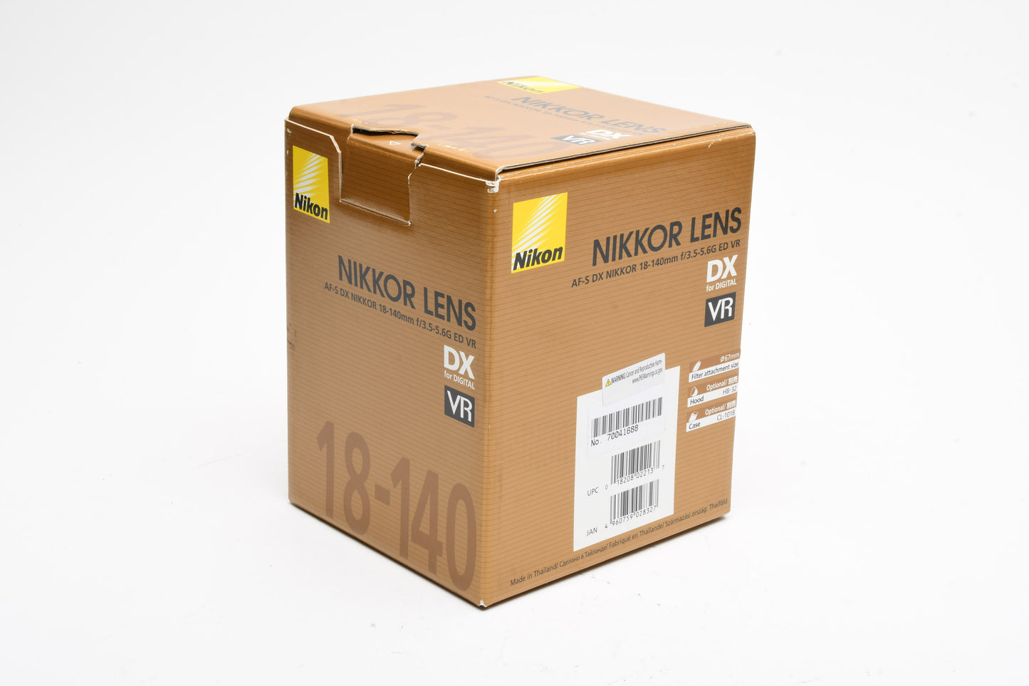 Nikon Nikkor AF-S DX 18-140mm f3.5-5.6G ED VR Lens w/Caps, UV Box, Mint