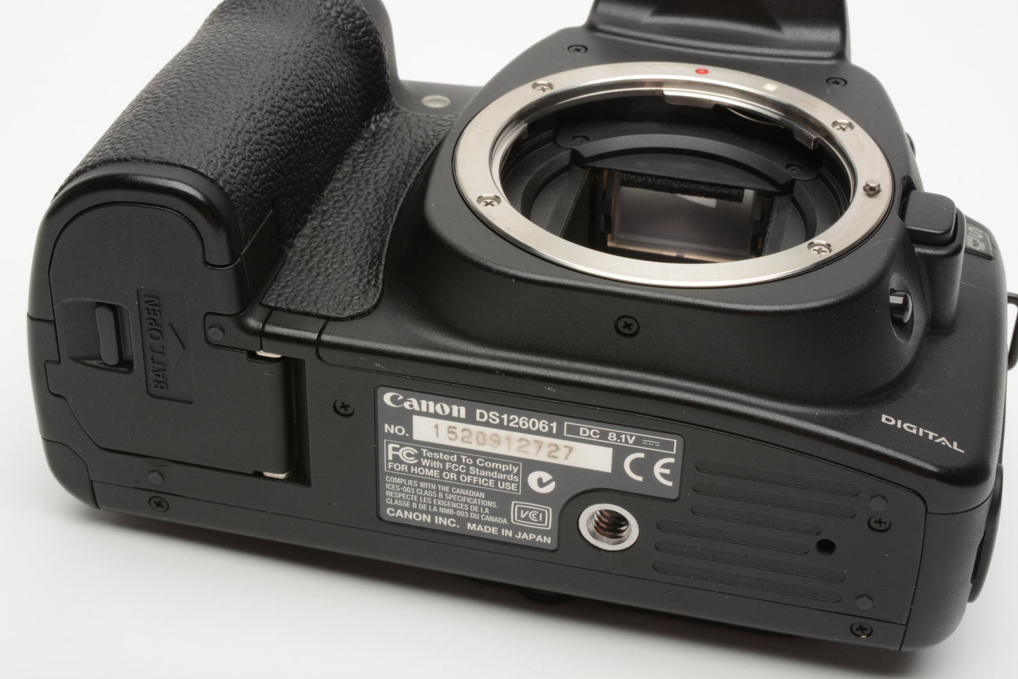 Canon EOS 20D DSLR body, batt, charger, strap, cap, CF card, very clean!