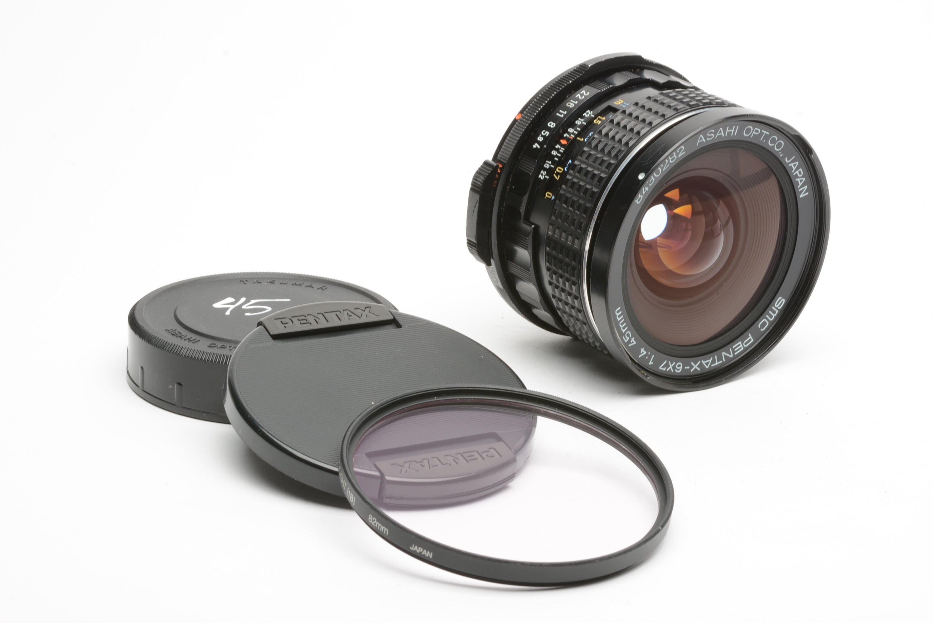 Pentax SMC 45mm f4 lens for Pentax 67, caps, Sky, sharp