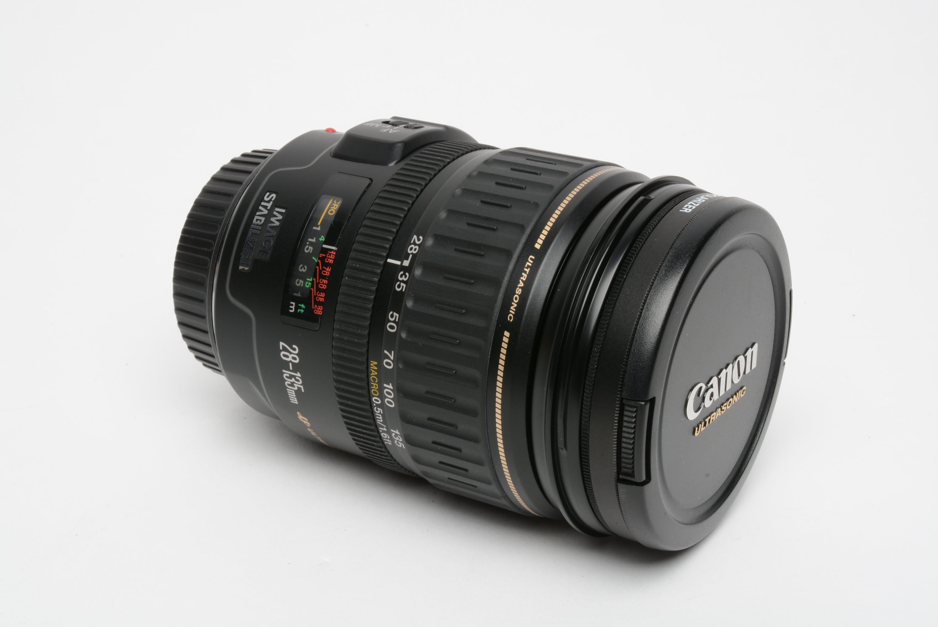 Canon EF 28-135mm f3.5-5.6 IS zoom lens