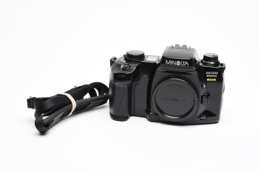 Minolta Maxxum 650si 35mm SLR Body, very clean, tested, nice!