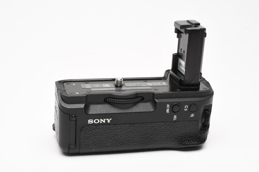 Sony VG-C2EM Vertical battery grip for Sony A7II / A7RII / A7SII, Tested