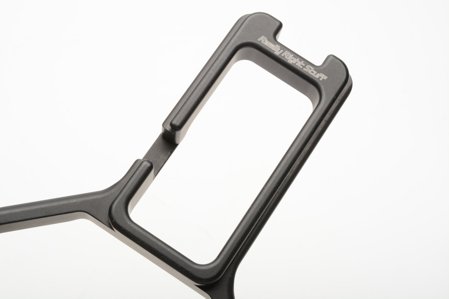 Really Right Stuff RRS BGE11-L L-Bracket for Canon EOS 5D MKIII w/BG-E11 Grip