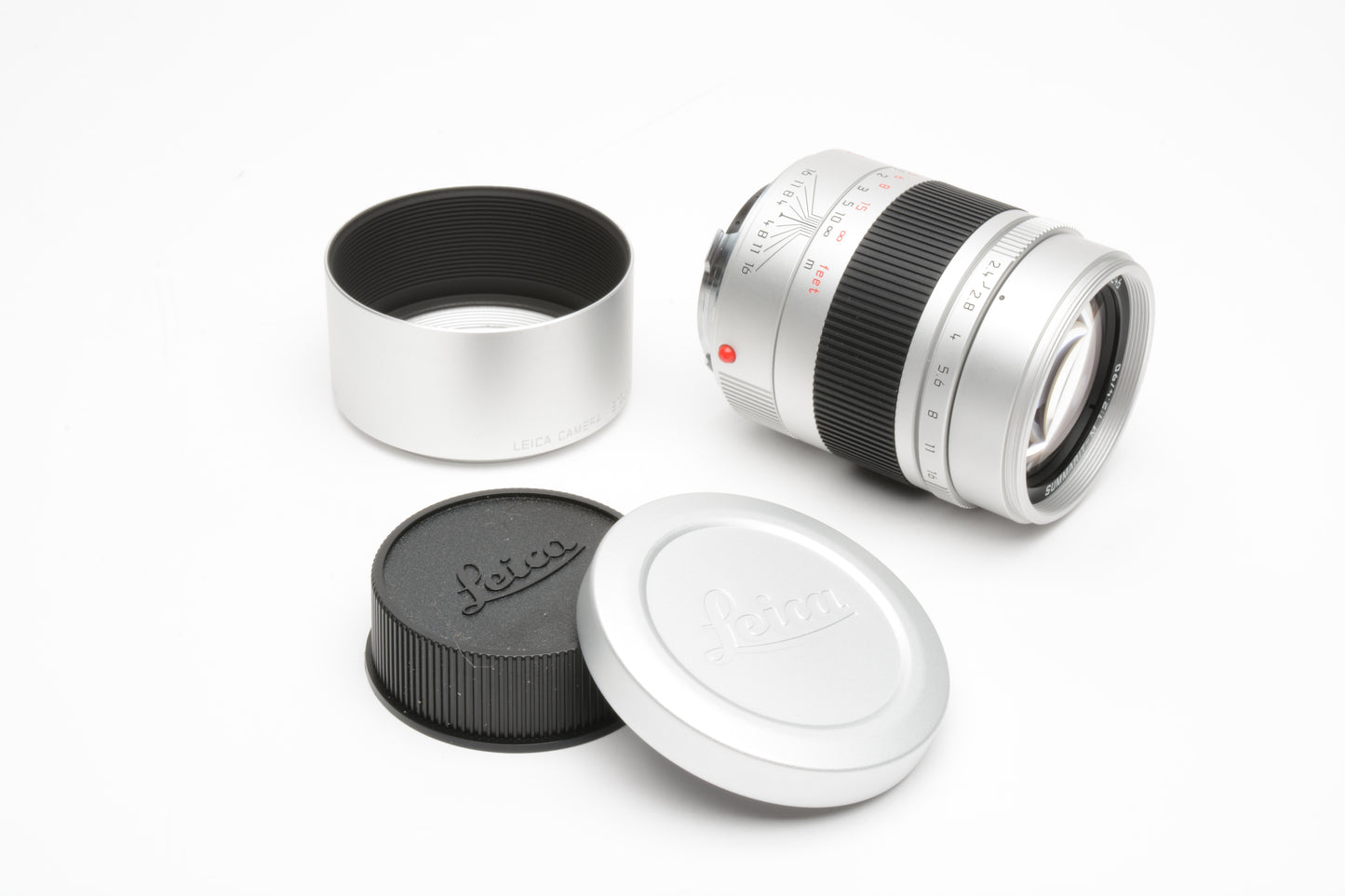 Leica-M Summarit 90mm f2.4 6 Bit Silver lens #11685 Mint