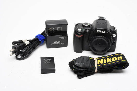 Nikon D60 10.2MP DSLR Bodu, Batt+charger, 14,817 Acts, Great!
