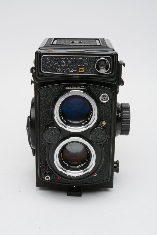 Yashicamat 124G 120 TLR camera w/80mm f3.5 lens, tested, works great, nice!