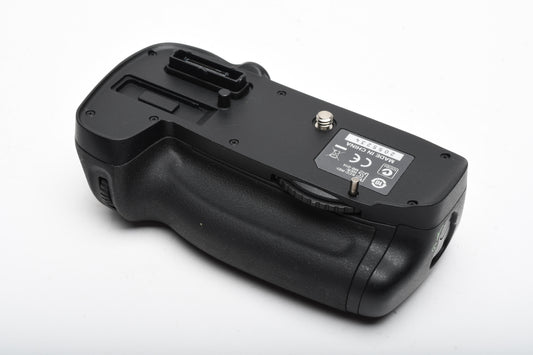 Nikon MB-D14 Battery Grip, Lithium and AA trays, Very clean, Tested