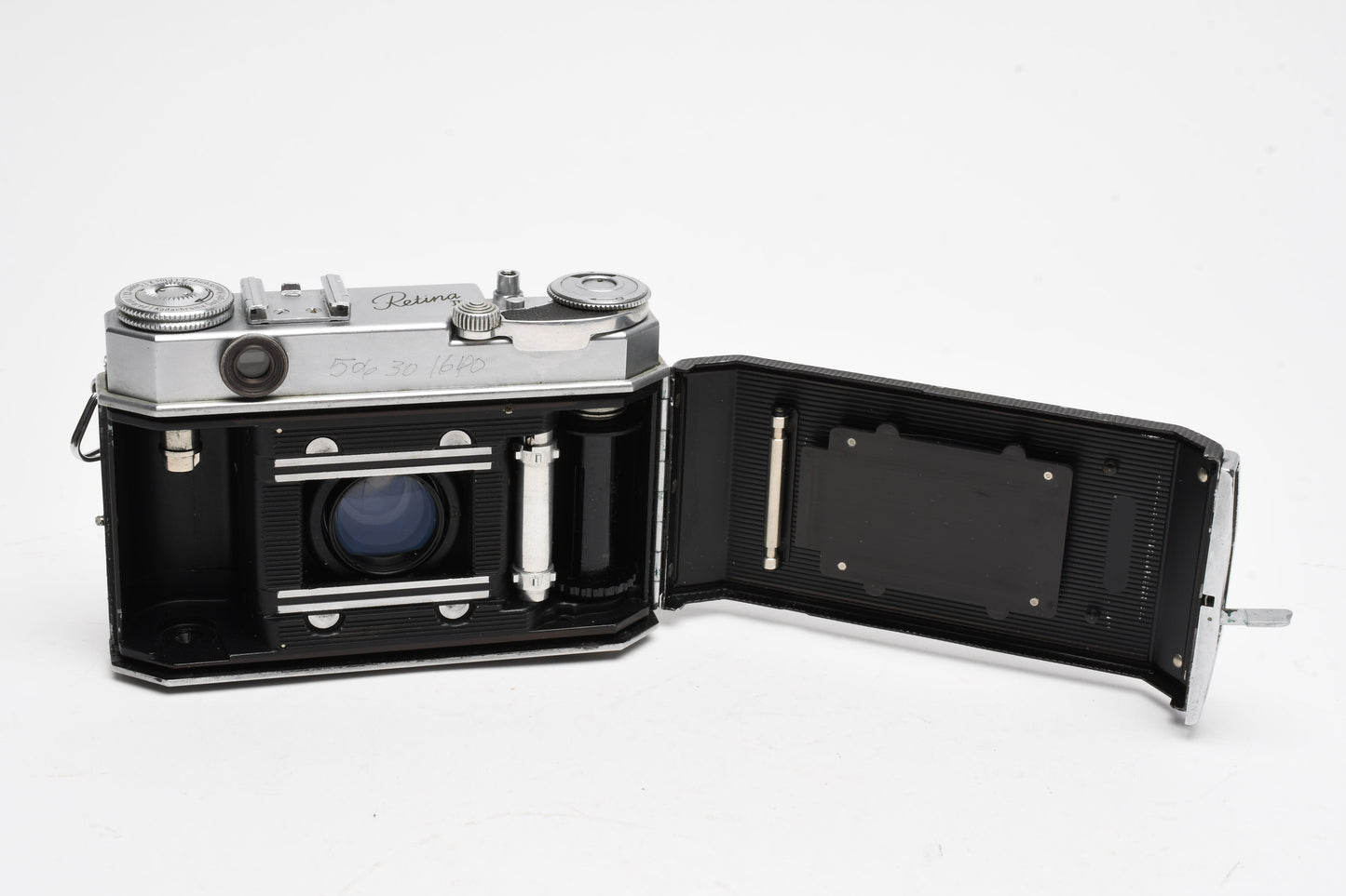 Kodak Retina IIa Rangefinder Camera w/Schneider 50mm f2 Lens, Great!