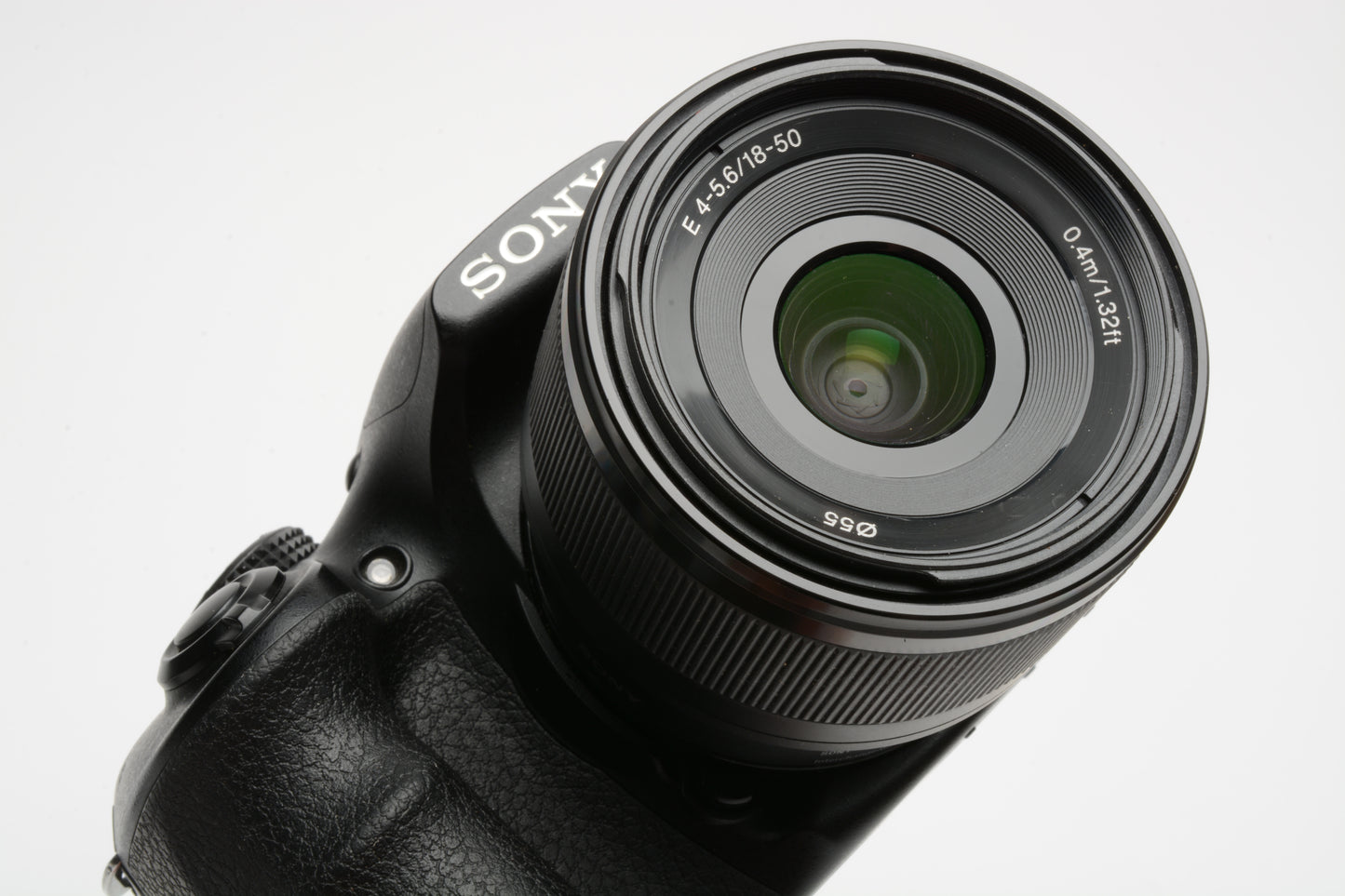 Sony A3500 20.1MP w/18-50mm f4-5.6 zoom, 2 batts, charger, Very clean, Tested