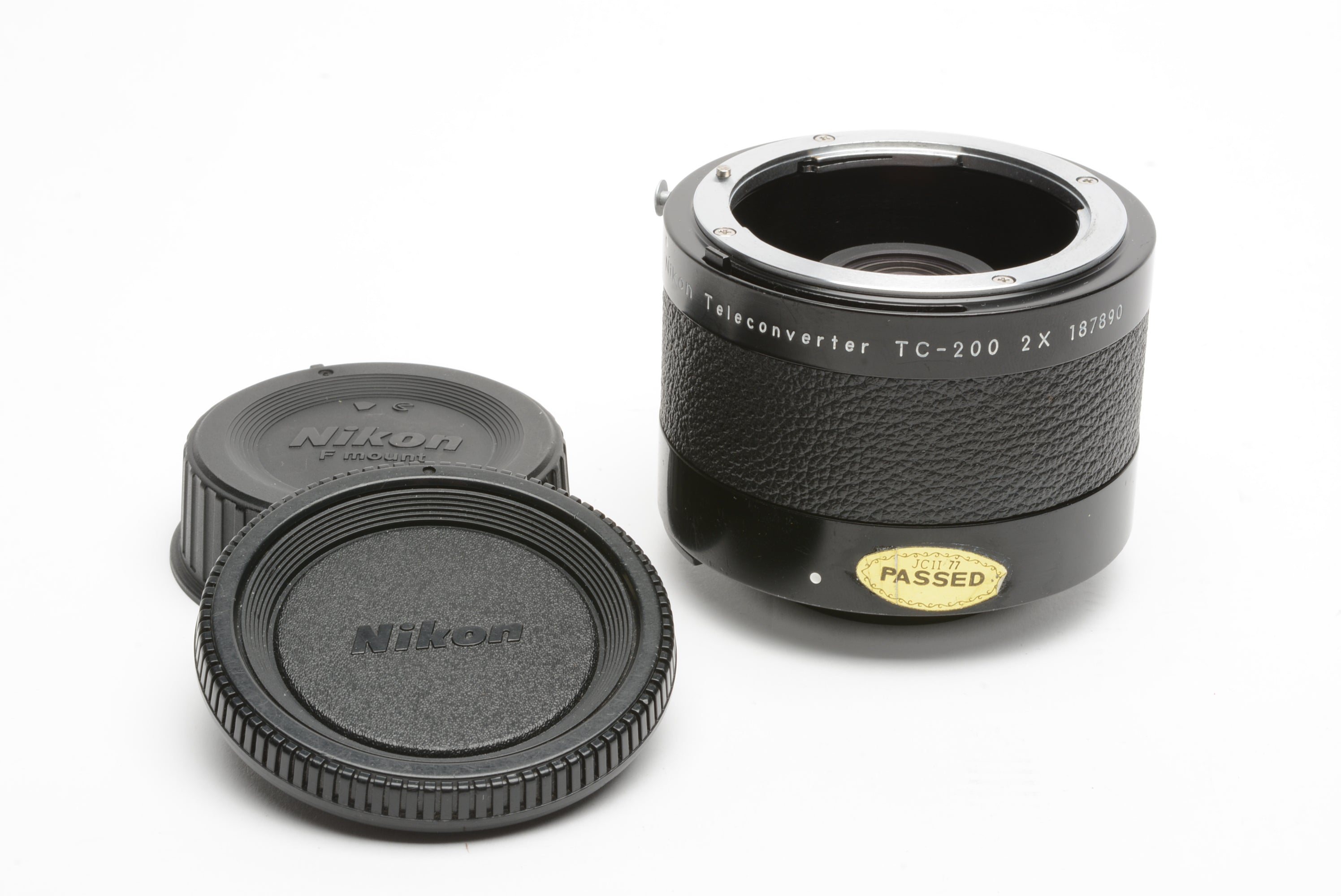 Nikon TC-200 2x Teleconverter w/Caps, very clean & sharp
