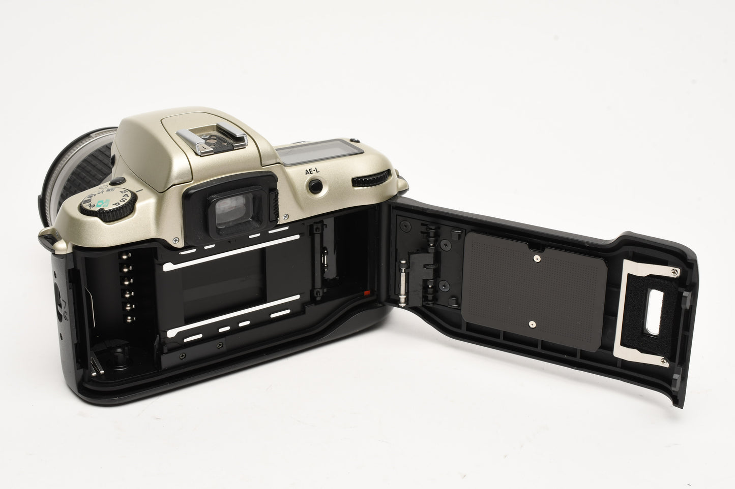 Nikon N60 35mm SLR w/28-80mm f3.3-5.6G, Very clean & Tested +Strap, Manual