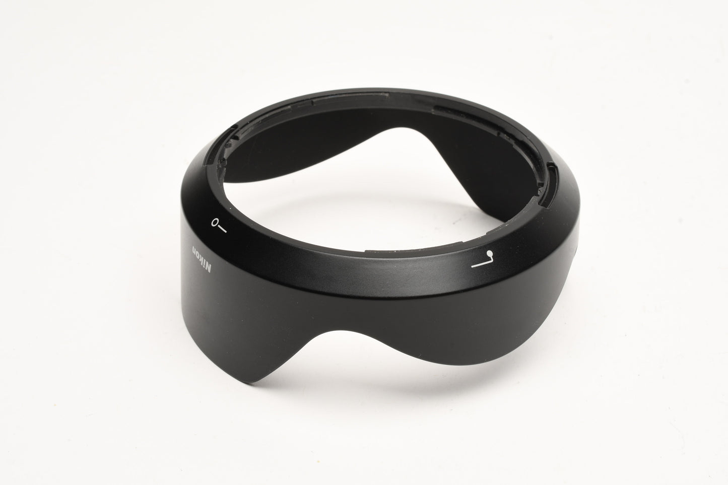 Nikon HB-CP1 lens hood for Coolpix P1000, Mint