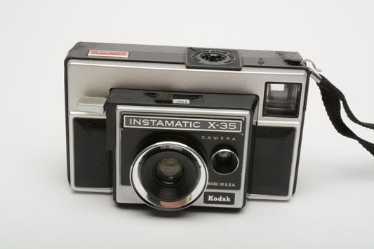 Kodak Instamatic X-35 w/Fitted case, nice, works (126 Format)
