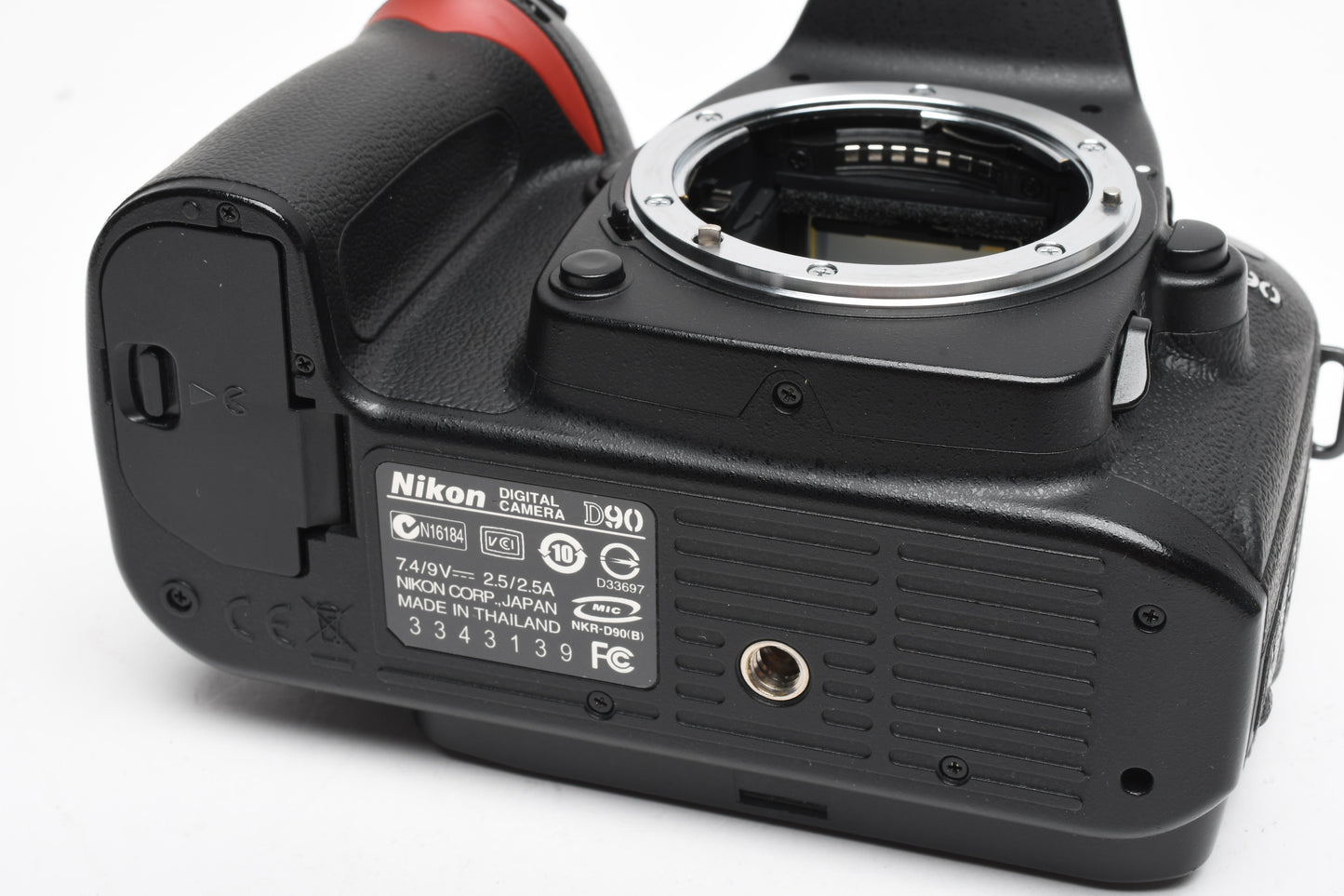 Nikon D90 DSLR body, batt, charger, strap, Only 6465 Acts, Great! +Book
