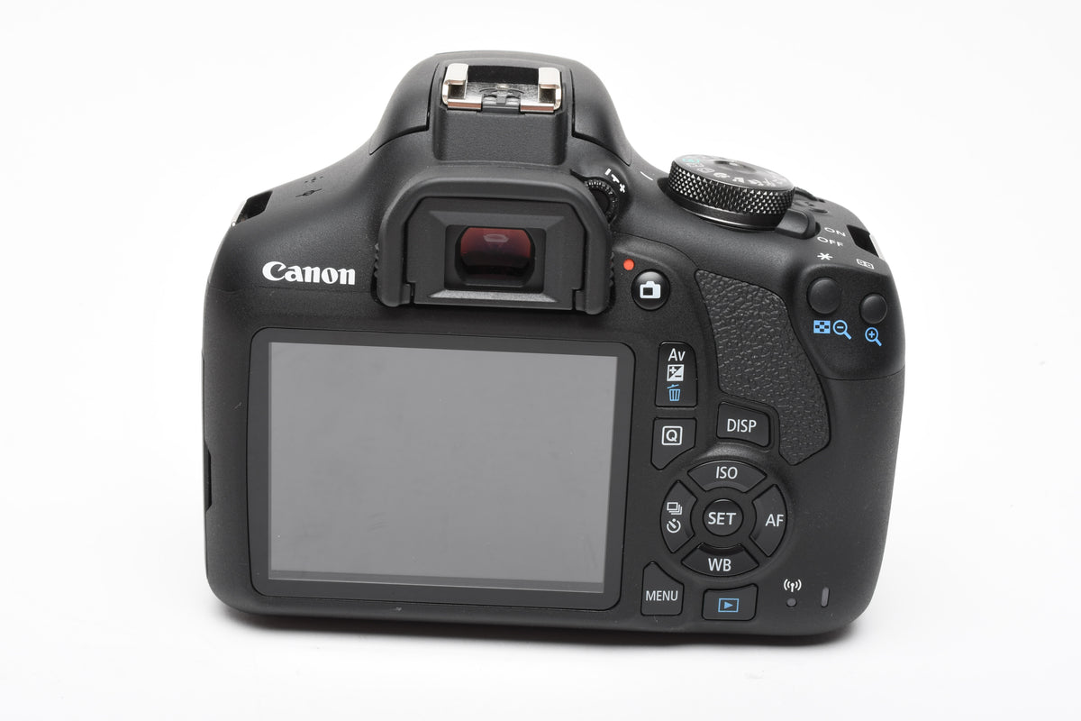 Canon Rebel T7 DSLR w/18-55mm f3.5-5.6 IS II w/Case, 0 Acts! NEW