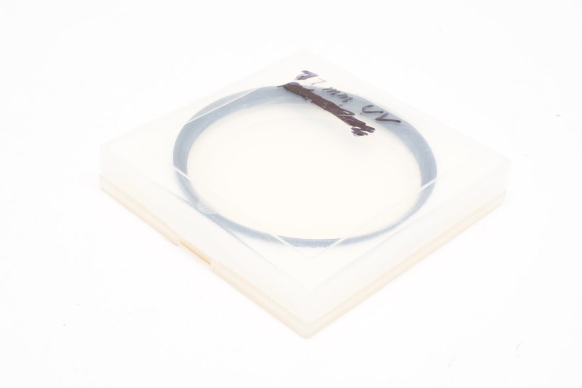 B+W 77 010 UV-Haze 1x F-Pro 77mm filter in jewel case - nice!