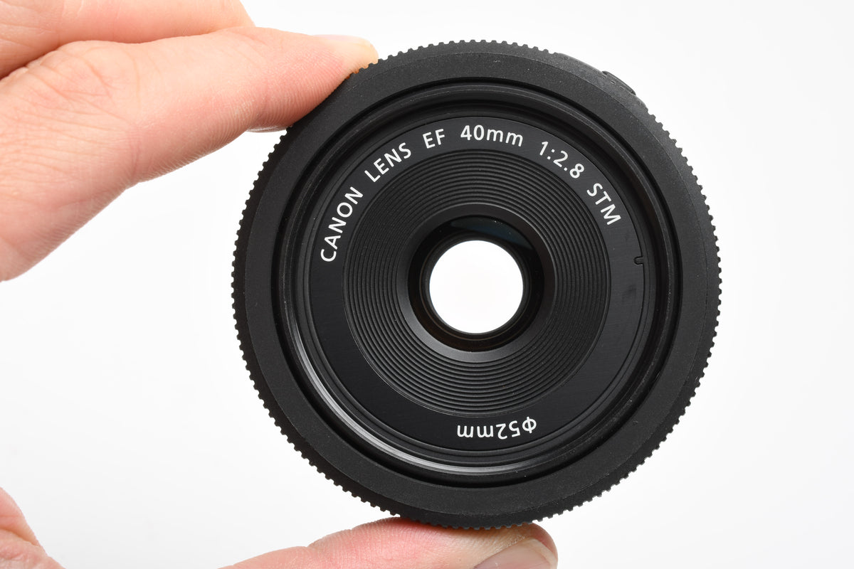 Canon EF 40mm f2.8 STM Macro Pancake lens, Great quality, Compact