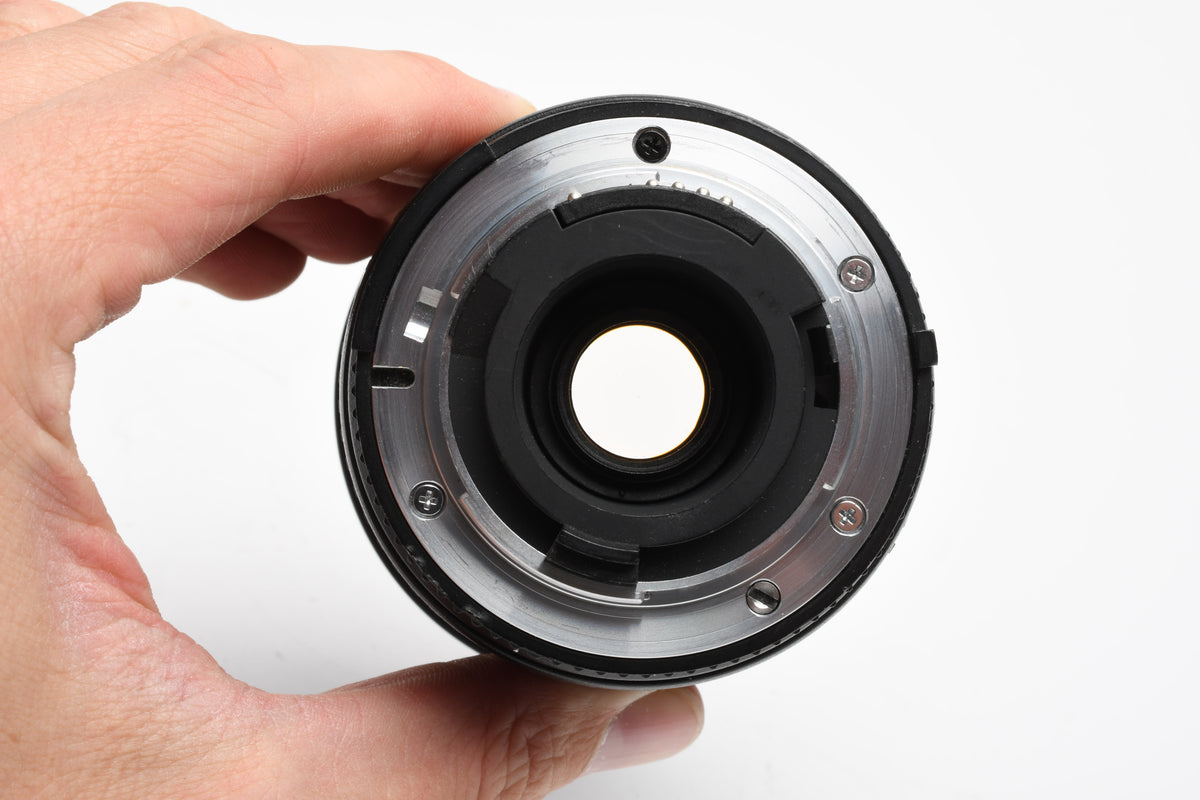Nikon AF Nikkor 18-35mm f3.5-4.5D ED w/Caps, Great!