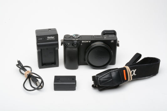 Sony A6400 Mirrorless body, batt+charger, Only 8906 Acts, USA version