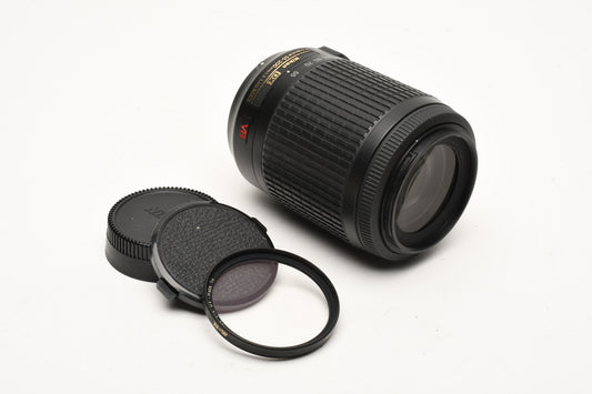 Nikon AFS Nikkor 55-200mm F4-5.6G ED DX VR zoom lens, caps, UV, clean!