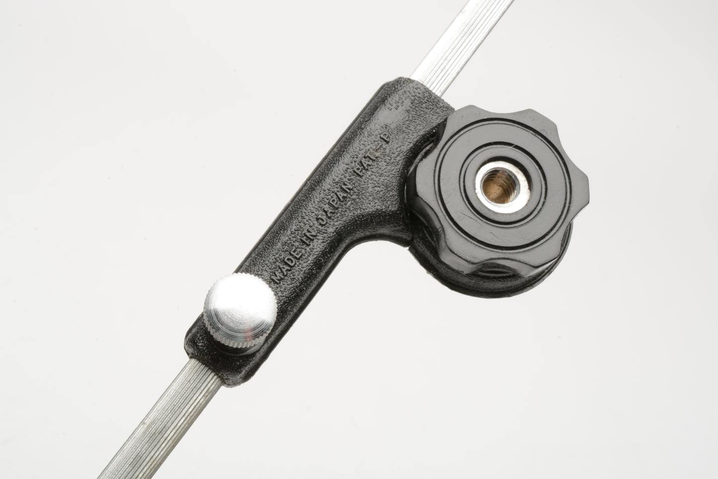 Flash Mount Shoe-Mount adapter bracket, Nice and clean