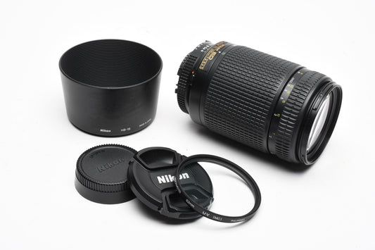 Nikon ED AF Nikkor 70-300mm f4-5.6D zoom lens, Hood+UV+caps, Nice!
