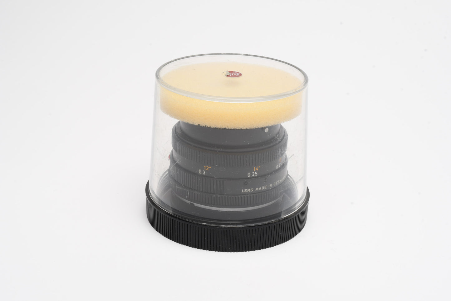 Leica 28mm f2.8 Elmarit-R 3 Cam Lens, Black, Jewel case, Great!