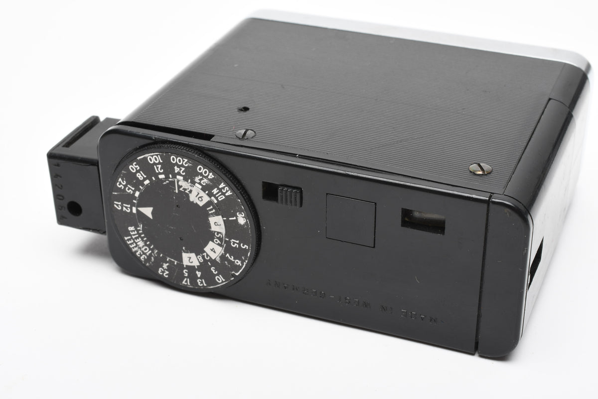 Metz Mecablitz 181 AC flash w/Manual and Rollei sync