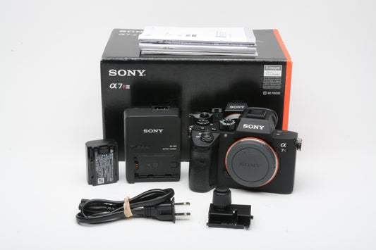 Sony A7R III Mirrorless Body, batt+charger, 4289 acts, tested, Great! Boxed