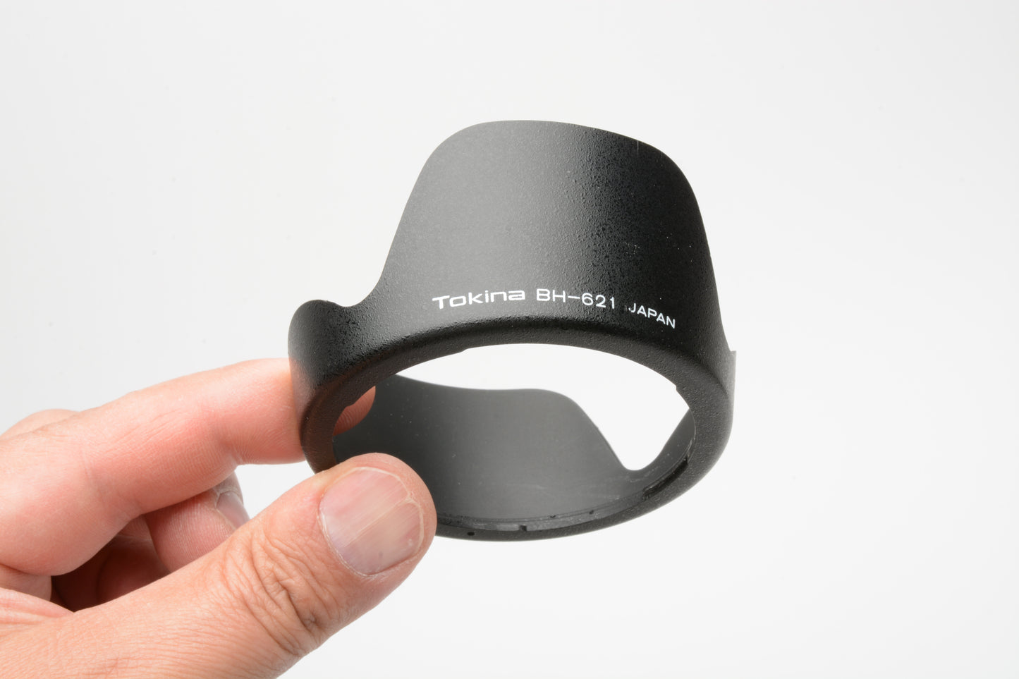 Tokina BH-621 Petal genuine lens hood for AF 28-105 f3.5-4.5 Asph. lens