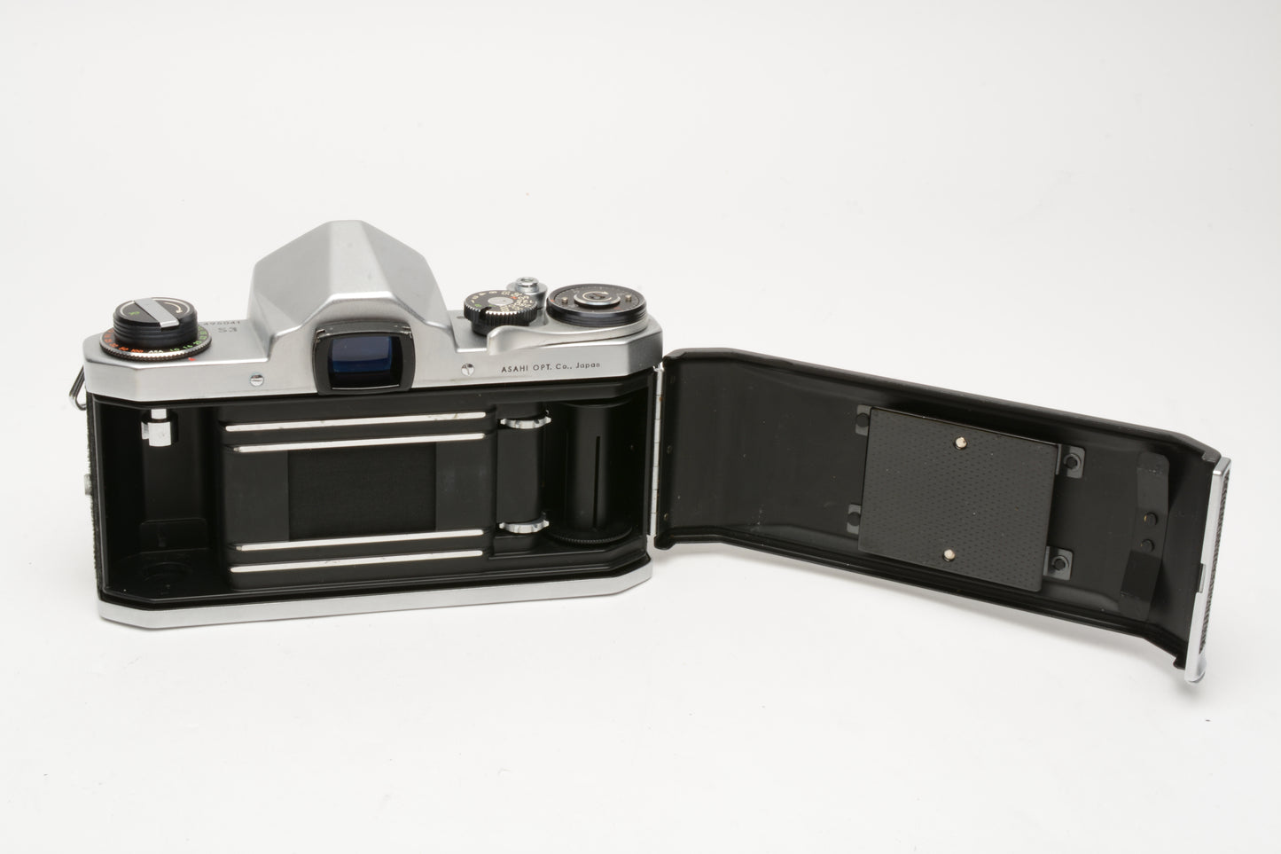 Pentax S3 35mm SLR w/50mm f1.8 lens, New seals, Very clean, Timeless