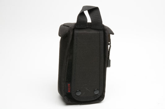 Tamrac Padded Lens Case Measures ~7" x 4" MX5378, Nice & Clean