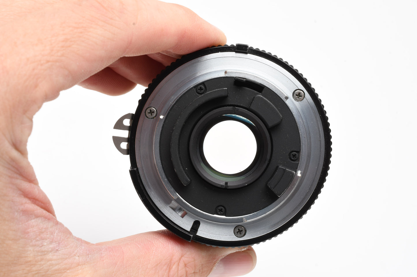 Nikon Nikkor 28mm f2.8 AIS mount lens, caps, nice & clean, Sharp!