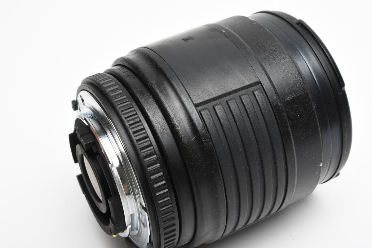 Sigma AF 70-210mm f4-5.6 for Nikon, Caps, Read*